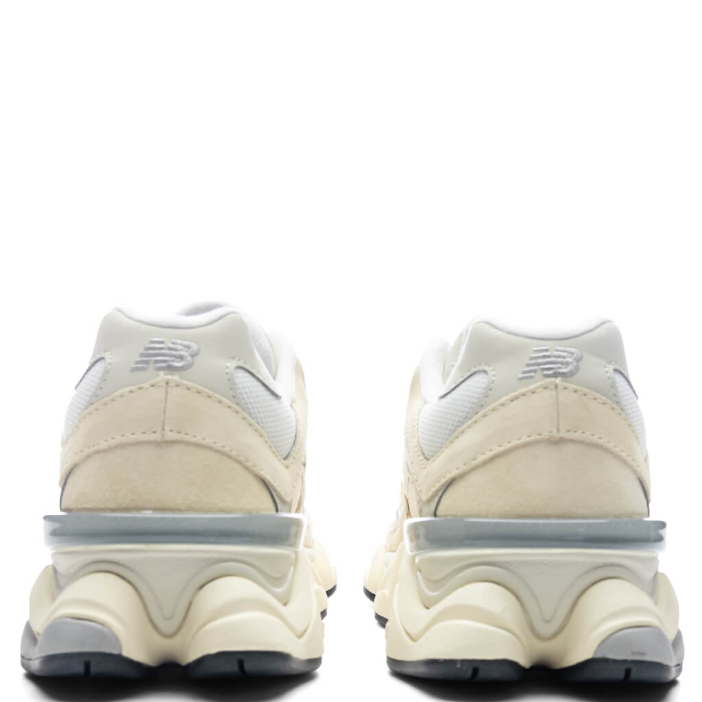 New Balance 9060 - Concrete/Sea Salt/Silver Metallic