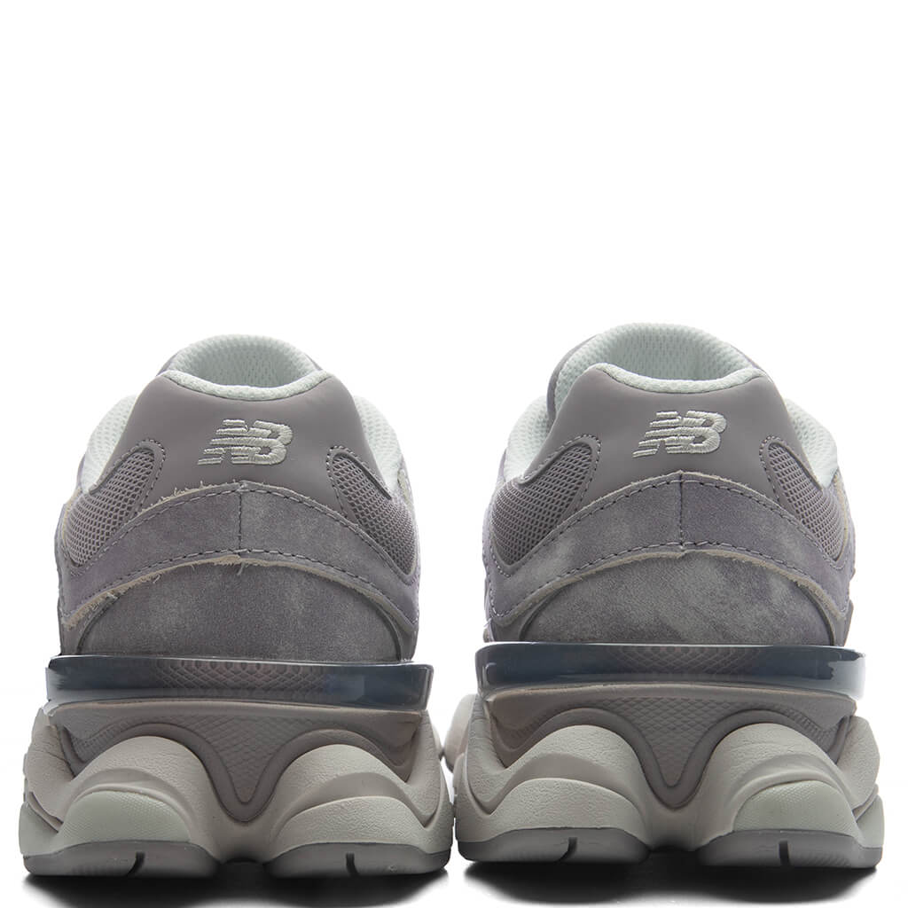 New Balance 9060 - Truffle Salt/Sea Salt