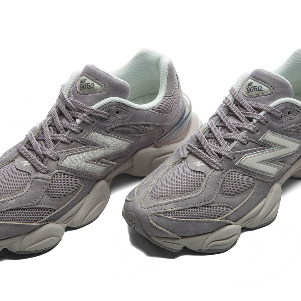 New Balance 9060 - Truffle Salt/Sea Salt